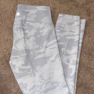 Lulu lemon leggings! Wonder under